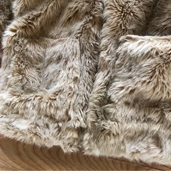 Zara Kids Tan Faux Fur Jacket with Pink Sleeves - Picture 6 of 7